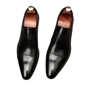 Chaussures habillées d'automne en cuir véritable faites à la main, de haute qualité, élégantes, à bout fermé, antidérapantes, légères et respirantes pour le bureau - Product Image 1
