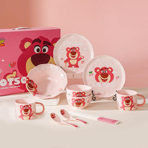 Juegos de vajilla portátil Winniee de dibujos animados para niños, vajilla doble para personas y plato de cerámica, caja de regalo, <span class=keywords><strong>tema</strong></span> de fresa - Product Image 2