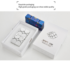 Vũ Trụ Dropshipping Marine Câu Đố Nhỏ Hợp Kim Kim Loại Chống Căng Thẳng Kính Vạn Hoa Wacky <span class=keywords><strong>Mini</strong></span> <span class=keywords><strong>Fidget</strong></span> Toy Kẹo Màu Infinity <span class=keywords><strong>Cube</strong></span> - Product Image 5