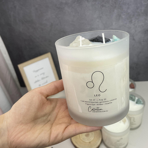 Bougie Pilier en Verre avec Cristaux de Guérison, Parfum de Luxe, Bougies Zodiaque avec Vrais Cristaux à l'Intérieur, Bougie de Manifestation pour <span class=keywords><strong>Femmes</strong></span> - Product Image 6