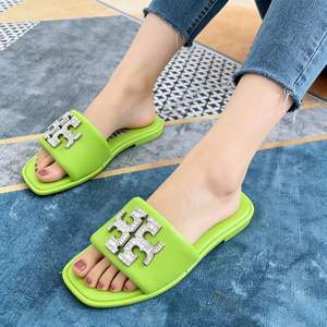 Chaussures pour femmes, pantoufles, vente en gros d'usine en stock, nouveau style 2026, sandales <span class=keywords><strong>Tory</strong></span> <span class=keywords><strong>Burch</strong></span>, Sandalias De Mujer - Product Image 3
