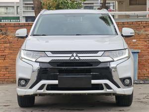 Autos de <span class=keywords><strong>segunda</strong></span> <span class=keywords><strong>mano</strong></span> 2021 <span class=keywords><strong>Mitsubishi</strong></span> <span class=keywords><strong>Outlander</strong></span> 2.0L SUV Familiar Usado de Lujo, Robusto, Confiable, Eficiente en Combustible, Económico, 5 Plazas - Product Image 3
