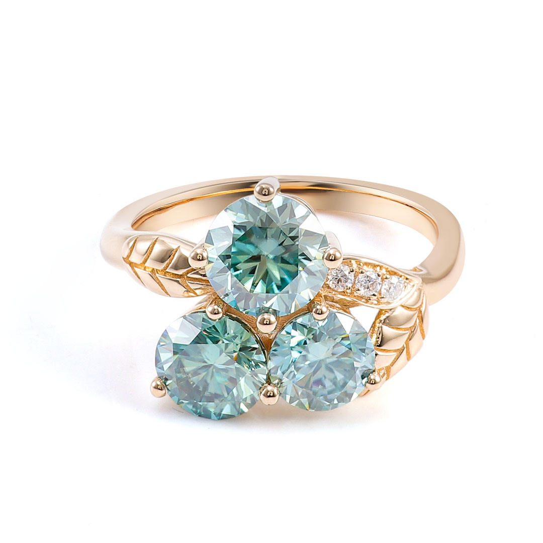 Bague en or 18 carats avec diamant moissanite