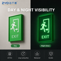 Écran d'affichage LED à luminosité et résolution personnalisables, résistant aux intempéries IP65, installation suspendue pour la publicité en extérieur/intérieur