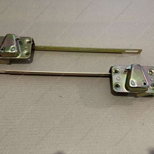 ล็อคประตู 130-6105012 130-6105013 สำหรับเปลี่ยนซ่อมฮาร์ดแวร์โลหะ - Product Image 1