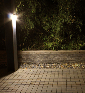 Lampe solaire à détecteur de mouvement à 100 LED pour l'extérieur, étanche, applique murale, jardin, cour, clôture, patio, RoHS IP65, corps en PC, DC - Product Image 3