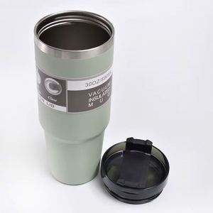 Vaso Termo de Viaje Personalizado Ecológico de Acero Inoxidable de Doble Pared con Aislamiento al Vacío de 20oz/30oz con Popote - Product Image 2