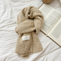 Écharpe longue en polyester tricoté pour l'hiver, douce, duveteuse, de haute qualité, brossée, couleur unie mélangée, pour femme