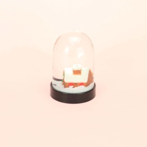 Boule de liqueur en plastique acrylique de luxe, 50x55 MM, <span class=keywords><strong>Mini</strong></span> Kawaii OEM PMMA Xmax, dôme d'eau de noël, <span class=keywords><strong>Globe</strong></span> de neige, usine - Product Image 4