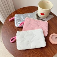 Pochette de maquillage tendance en forme de cœur, mignonne et portable, style coréen, sac de rangement, porte-monnaie