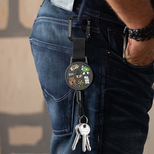 ที่ใส่บัตรแบบยืดหดได้พร้อมโลโก้สั่งทำ สายคล้องโลหะเหล็ก ตัวล็อคแบบคาราไบเนอร์ สำหรับพวงกุญแจเดินป่า <span class=keywords><strong>ใช้</strong></span>กับเคสมือถือ สำหรับงานโปรโมชั่น - Product Image 1