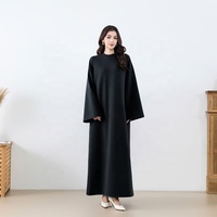 Lignes 2025 Premium Qualité Satin Usine Haute Qualité Spot Musulman Femmes Robe Noir Grande Taille Sobre Simple Abaya