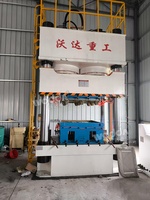 Presse à mouler hydraulique personnalisée pour la fabrication de palettes en plastique de 1600 tonnes
