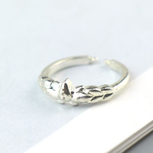 Anneaux de conception d'accessoires de cosplay Anime Sousou No Frieren pour femmes, bijoux de cosplay, cadeau de Noël en gros - Product Image 4