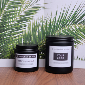 Bougie parfumée cylindrique noire 150g en cire de soja, parfumée, décoration d'intérieur - Product Image 3