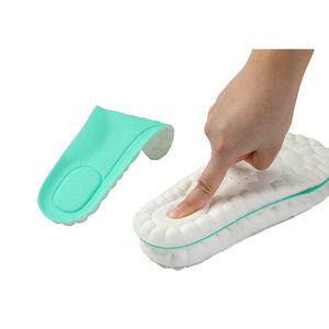Plantillas Deportivas Unisex Baratas con Masaje 4D, Súper Suaves de PU y Látex, Soporte de Arco Ortopédico para Correr, Baloncesto y Deportes - Product Image 1