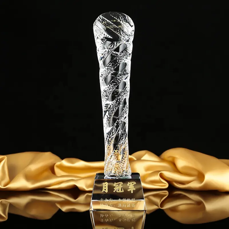 Ödül öğesi k9 kristal hediye spor bardaklar ve kupa kristal ödülleri ödül plak üreticisi özelleştirmek kristal plak