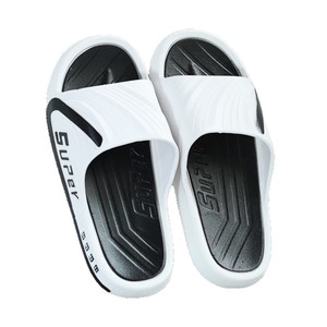 Pantoufles d'extérieur pour hommes avec bout ouvert imprimé en 3D semelle souple antidérapante à semelle épaisse pour le sport tongs à double usage pour toutes les saisons tendance de la mode - Product Image 6