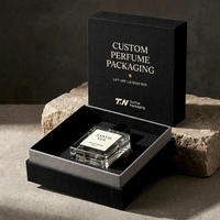 Boîte à parfum rigide noire de luxe personnalisée et écologique en deux parties avec couvercle relevable et insert ajusté pour emballage cosmétique et de parfums