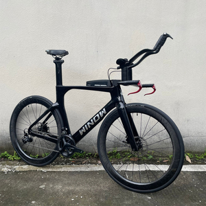 Vélo complet de triathlon Winowsports Carbon TT 22 vitesses à disque TT119 R7020 avec jeu de roues en fibre TT119 Vélo de triathlon en carbone TT119 - Product Image 4