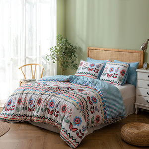 Juego de Ropa de <span class=keywords><strong>Cama</strong></span> de Lujo 4 en <span class=keywords><strong>1</strong></span> de Nantong Home Textile, Diseño de Marca Reconocida, Tamaño Queen/King, Edredón, Fundas de Almohada y Sábanas - Product Image 3