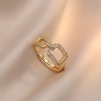Parure de bijoux pour femme en zircone plaquée, design géométrique coloré et original, collier, boucles d'oreilles clous et bague, style minimaliste tendance influenceur