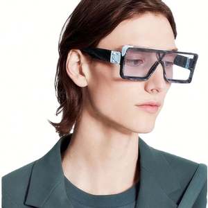 Gafas de Sol Cuadradas Blancas y Negras de Moda Vintage para Mujer, Lentes de Sol Hip Hop de una Pieza con Protección UV400, Gafas de Sol Extra Grandes para Hombre 2021 - Product Image 4
