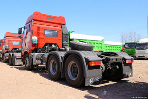 Jiefang 6X4 camion lourd 660hp 485kw diesel nouvelle locomotive <span class=keywords><strong>de</strong></span> fret classique Euro 5 locomotive <span class=keywords><strong>de</strong></span> lutte à transmission automatique - Product Image 2