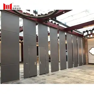 Guangzhou Geling 65mm Fashion Soundproof Fabric Surface Hotel Operable Wall With Door For Restaurant