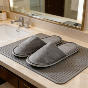 Chaussons jetables écologiques et recyclables pour <span class=keywords><strong>hôtel</strong></span>, série J en lin à 7 ondulations, éponge 0,2, petit talon pour spa, vacances, vente en gros - Product Image 1