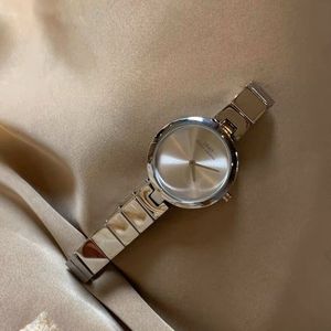 Haute qualité <span class=keywords><strong>IBSO</strong></span> 6809 montre pour femme à la mode nouveau Style rond Vintage petite montre en argent minimaliste étanche montre à Quartz - Product Image 2