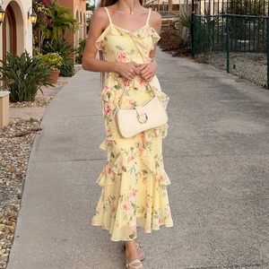 Robe longue en mousseline à imprimé floral d'été, bretelles spaghetti, ourlet à volants, style bohème évasé, décontractée pour la plage – En stock - Product Image 2