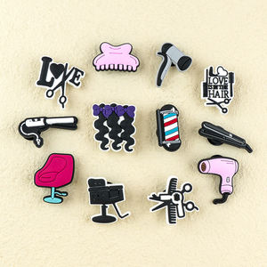 Instrument de musique PVC Charms de chaussures Guitare Piano Microphone Notes Design Sabots Accessoires de décoration pour mélomanes - Product Image 3