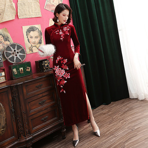 Lungo cinese migliorato cheongsam che ricamo demure cheongsam dress - Product Image 6