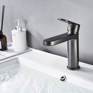Momali Offres Spéciales économique usine <span class=keywords><strong>prix</strong></span> pistolet métal salle de bain lavabo mitigeur robinet hôtel bassin robinet avec <span class=keywords><strong>eau</strong></span> chaude et froide - Product Image 6