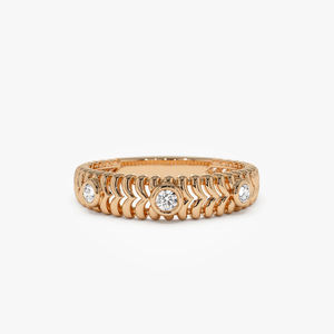 Anillo de Diamantes de Alta Calidad en Oro Sólido de 14k con Tres Diamantes Naturales de Corte Brillante, Diseño Único Acanalado, Certificado Ético ODM - Product Image 5