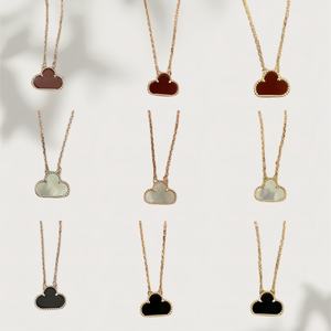 Le collane di <span class=keywords><strong>quadrifoglio</strong></span> all'ingrosso di alta qualità sono adatte come regali per le signore da portare alle feste. - Product Image 1