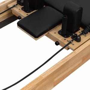Machine de Pilates Reformer en chêne avec sangles réglables - <span class=keywords><strong>Lit</strong></span> d'entraînement de base de qualité commerciale durable pour studio de Pilates - Product Image 5