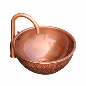 Lavabos en cuivre poli, parfaits pour les maisons modernes recherchant des accents métalliques brillants et réfléchissants avec des détails artistiques faits à la main. - Product Image 1