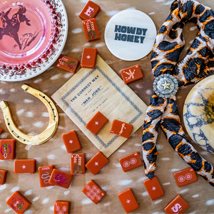 Ensemble de Mahjong pliable moderne américain en acrylique gravé en profondeur, 160 pièces, rouge, modèle Bespoke Wild Mare Saddlefire <span class=keywords><strong>Grand</strong></span> Frontier Heritage - Product Image 2