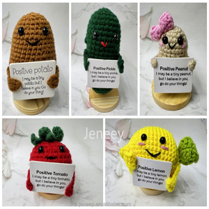Muñeco de Peluche de Pepinillo Hecho a Mano, Divertido Regalo de Amistad con Tarjeta de Mensaje de Cara Linda, Decoració<span class=keywords><strong>n</strong></span> de Escritorio para el Hogar u Oficina - Product Image 6