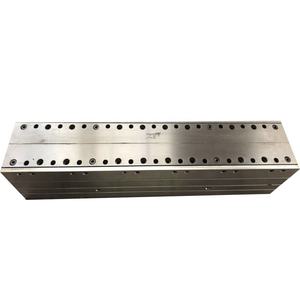 Zhongtai ZTMOULD Fabricant de moules en acier personnalisés <span class=keywords><strong>pour</strong></span> tissu non tissé <span class=keywords><strong>soufflé</strong></span> à chaud, <span class=keywords><strong>moule</strong></span> d'extrusion plastique de haute précision à haut rendement - Product Image 2