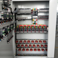 Armoire de distribution basse tension 400V (boîtier de distribution) pour centre de données avec disjoncteur à air IP55 et barre omnibus en cuivre