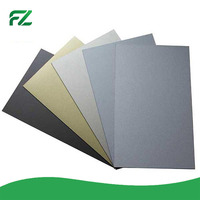 Panneau mural en nid d'abeille en aluminium de taille personnalisable, antistatique, ignifuge, imperméable, pour usage hôtelier, matériau de construction, revêtement PVDF