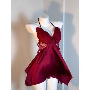 Conjunto de Pijama de Dos Piezas de Seda Helada con Tirantes y Cuello en V para Mujer, Transpirable, con Almohadillas en el Pecho y Espalda Descubierta, de Alta Gama, para Otoño/Invierno - Product Image 2