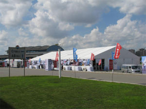 นิทรรศการกลางแจ้งรถสปอร์ตแสดงกิจกรรมดีลเลอร์อัตโนมัติผนังโปร่งใสตัวเลือกการมองเห็นสูงสุดเต็นท์หลังคาพรีเมี่ยม - Product Image 5