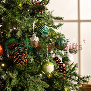 EAGLEGIFTS Ornements de Noël en argent vert frais peints à la main au design original de noisette, décorations de Noël - Product Image 2