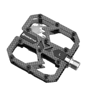 <span class=keywords><strong>Pedal</strong></span> de Fibra de Carbono KOCEVLO Ultraligero 195g <span class=keywords><strong>Eje</strong></span> de Titanio MTB 3 Rodamientos <span class=keywords><strong>Pedal</strong></span> de <span class=keywords><strong>Bicicleta</strong></span> de Carretera Antideslizante <span class=keywords><strong>Pedal</strong></span> de Carreras - Product Image 1