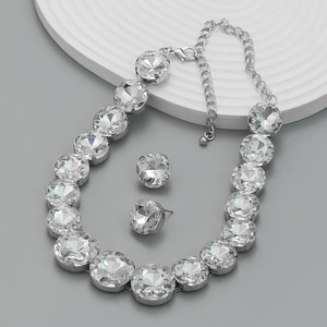 Collier en or avec strass multicolores, grand cristal incrusté, chaîne délicate pour clavicule, pour femmes - Product Image 2