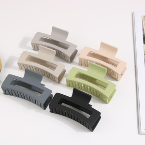 مشبك شعر أكريليك مستطيل الشكل بالجملة متعدد الألوان بسيط للنساء بلون واحد مجوف إكسسوارات شعر للأطفال - Product Image 4